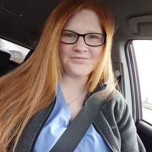 Meet your Posher, Kayla